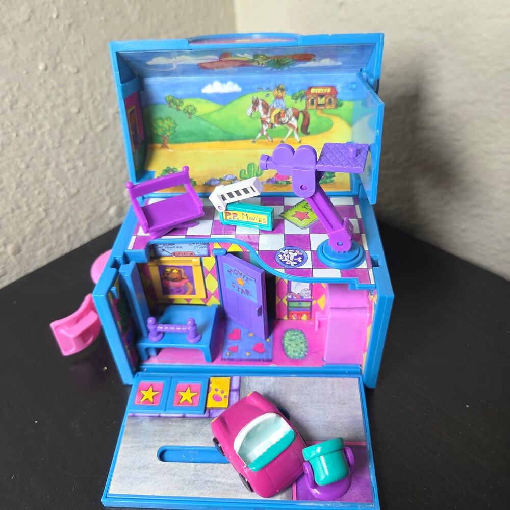 Vintage Galoob Pound Puppies Hollywood Movie Studio Playset + 3 Figures RARE HTF - Picture 4 of 8